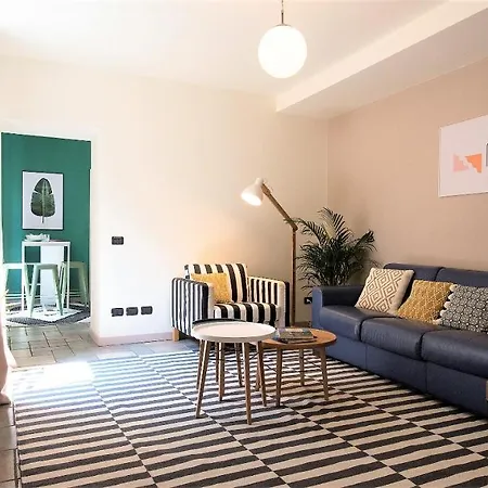 Charming & Modern Flat By Holiday Solutions Appartement Côme