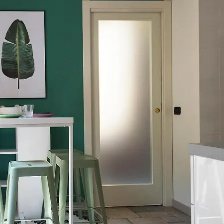 Charming & Modern Flat By Solutions דירה *